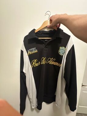 Boohoo Black and White V-Neck Sweater with Yellow Embroidery